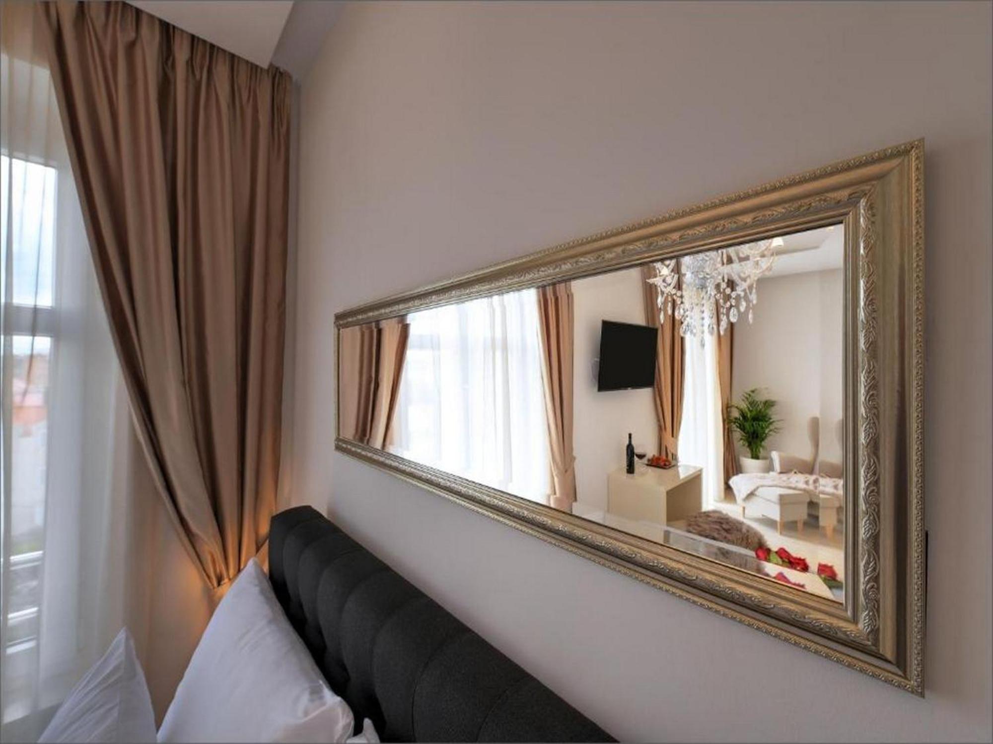 Penzión pre hostí Via Porto 4*